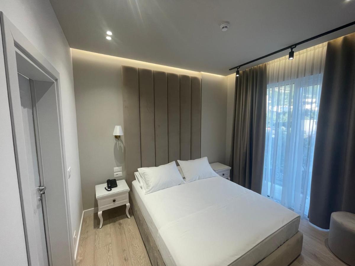 Seaside Hotel فلورا المظهر الخارجي الصورة